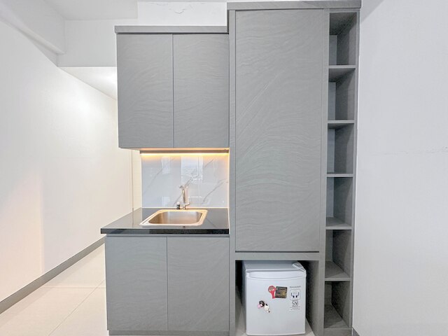 スタジオ (ノー キッチン) ウィズ シティ ライト ビュー ベンソン スーパーモール マンション アパートメント