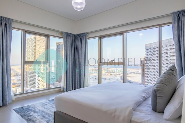 ブルームフィールド アイコニック 2ベッドルーム ウェーブ タワー