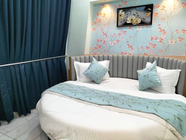 オテル パリ プラザ