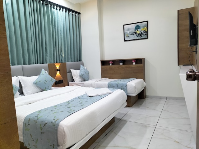 オテル パリ プラザ