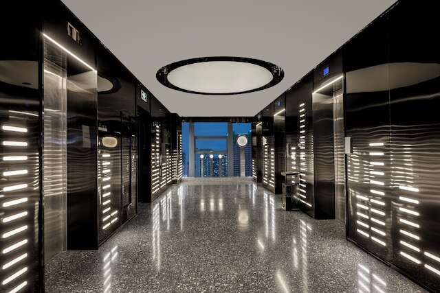 Beso Black Vinyl Fragment Hotel