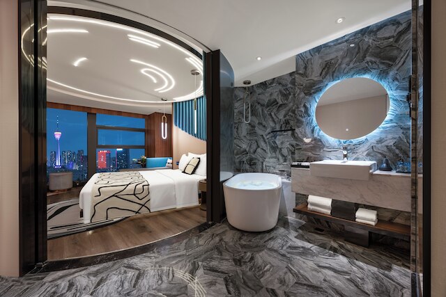 Beso Black Vinyl Fragment Hotel