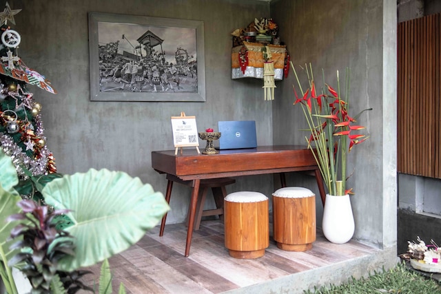 ザ スアルセナ エスケープ