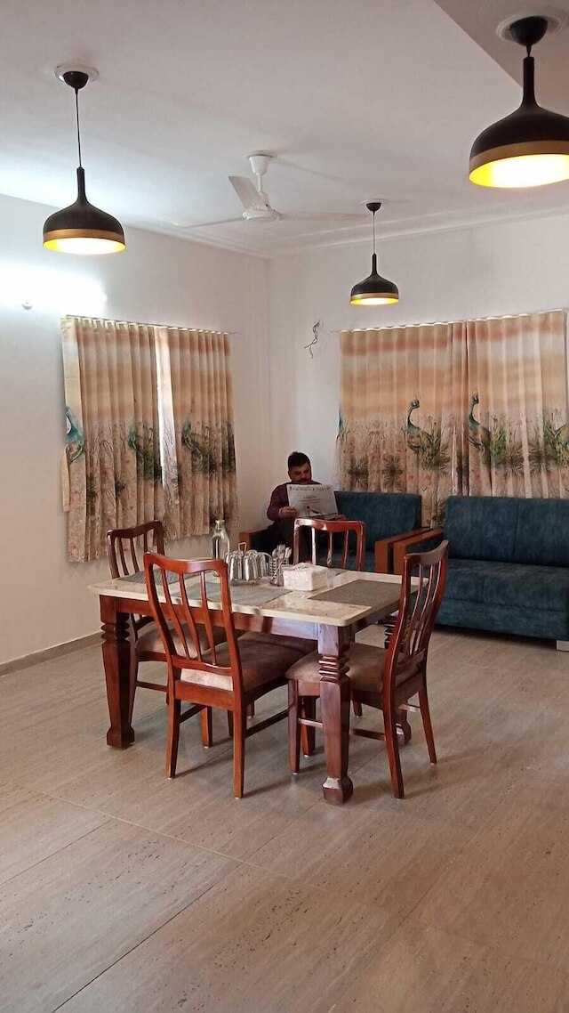 エリス ホーム ステイズ