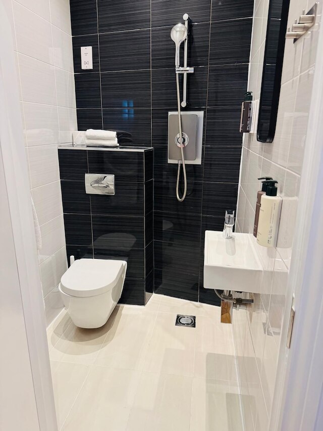 レスター スクエア 2nd フロア スタジオ