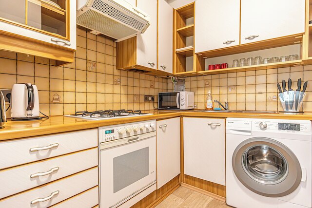 アメージング 1ベッドルーム-1リビングルーム アパートメント 7-ミン トゥ スタッドハレ