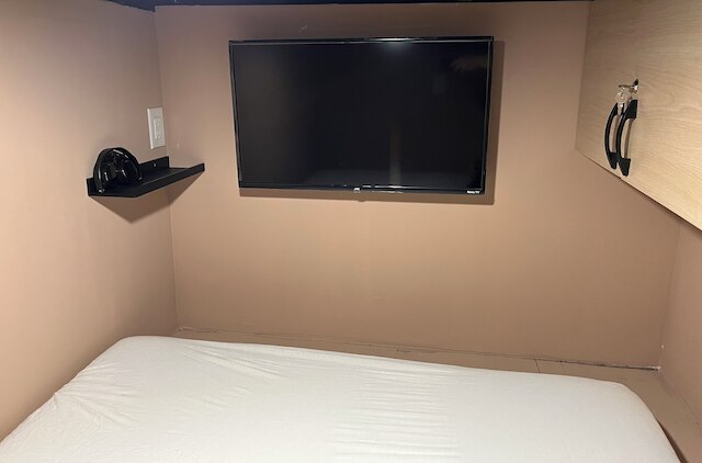 ポッド イン ホテル