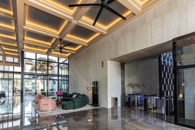 マートン ホリデー イン