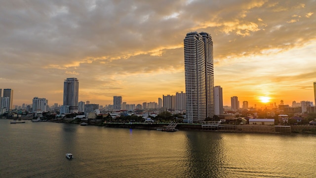 マートン ホリデー イン