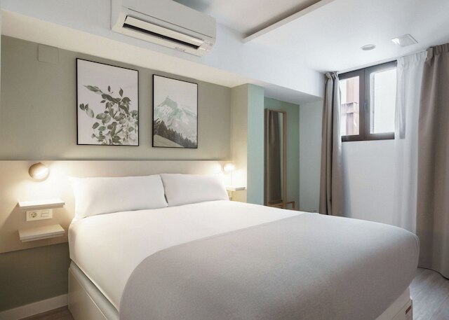 ライムホーム グラナダ カジェ ロペス ルビオ