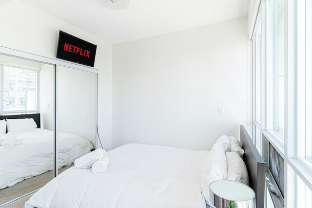 メープル リーフ スクエア エグゼクティブ スイーツ