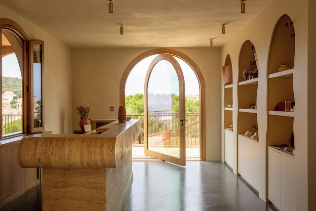 オテル ミロス - カルジェーズ