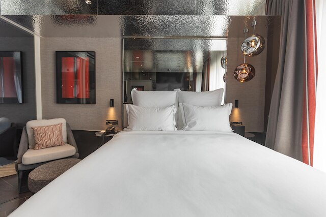 アディア アルマ アテネス, キュリオ コレクション バイ ヒルトン