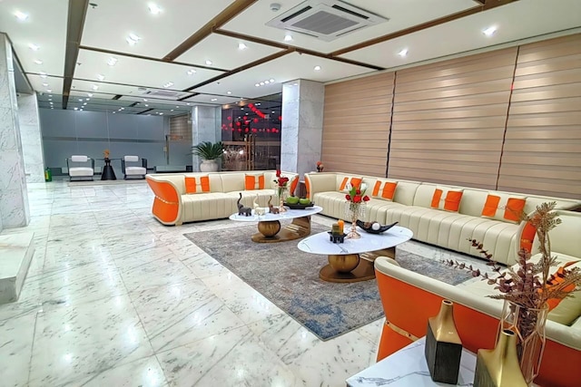 マクタン グランド ゴールデン ホテル