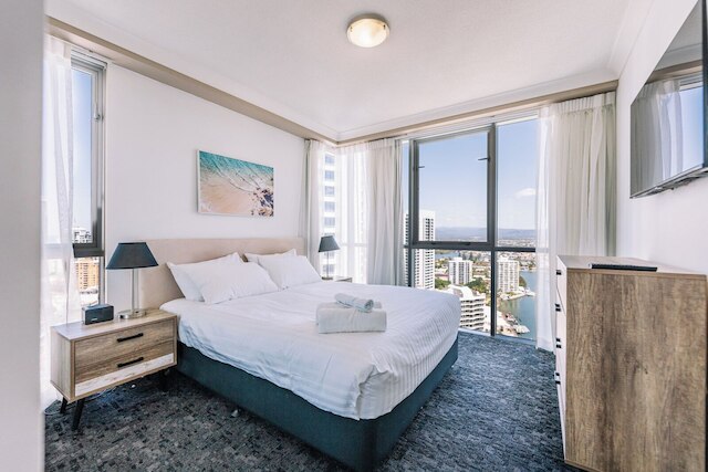 リゾート スタイル シェブロン アパートメンツ