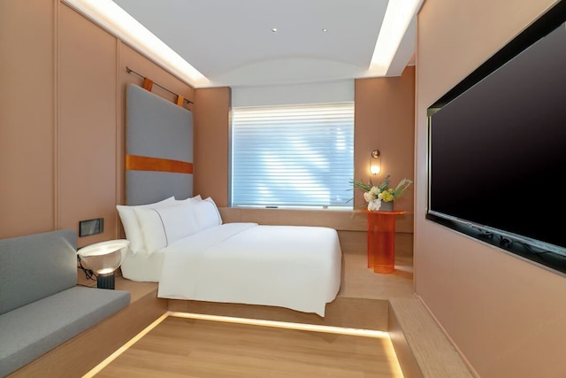 YEE HOTEL (free shuttle bus to Canton Fair Venue)