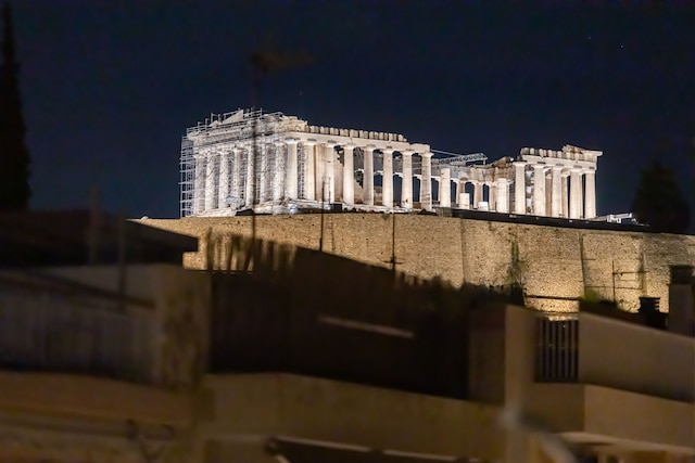 アクロポリス ラックス リトリート 15 ピープル 6 ベッドルーム ネオクラシカル ホーム ウィズ ジャグジー ルーフトップ