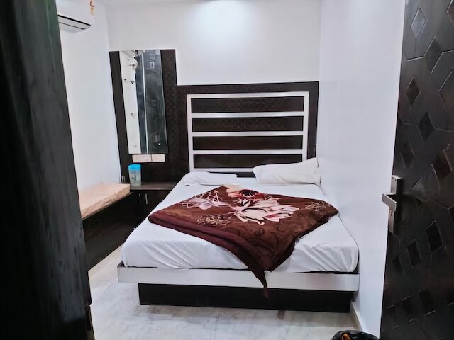 オテル ギータンジャリ イン