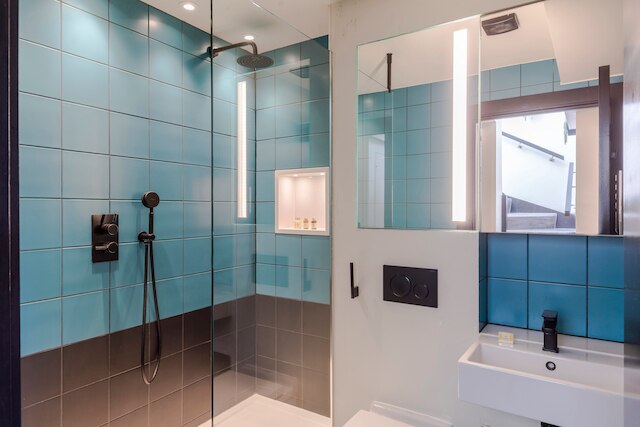 ザ スレイケーション クリブ - ソーホー - バイ フランキー セイズ