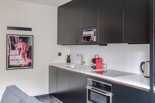 ザ サッシー - ソーホー - バイ フランキー セイズ