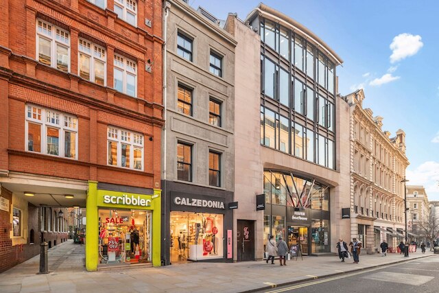 ザ ソーシャライト - コヴェントガーデン - バイ フランキー セイズ