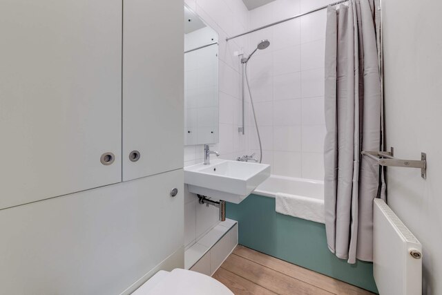 ザ フォックスホール - フィッツロヴィア - バイ フランキー セイズ