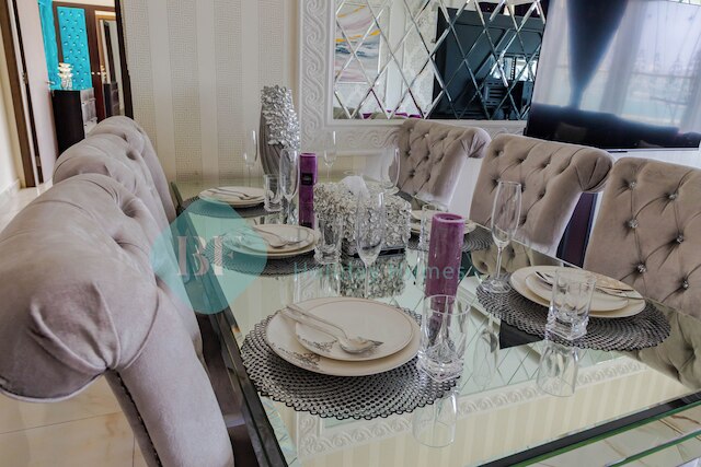 ブルームフィールズ グランデュール 3ベッドルーム イン ウェーブ タワー