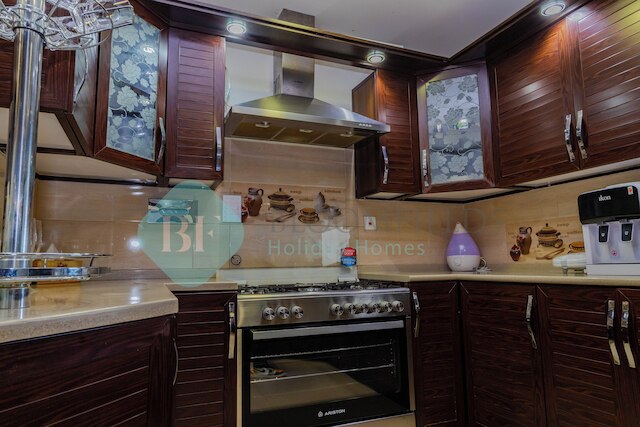 ブルームフィールズ グランデュール 3ベッドルーム イン ウェーブ タワー