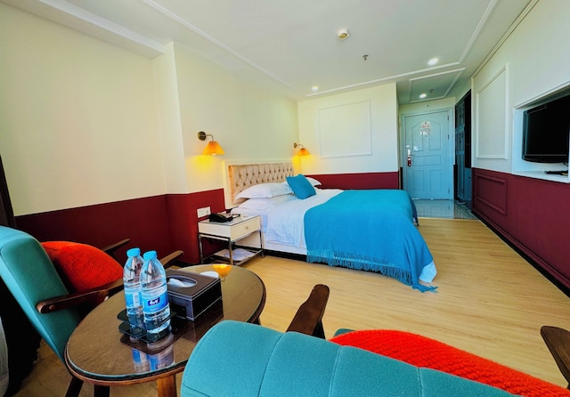 Carnation Business Hotel