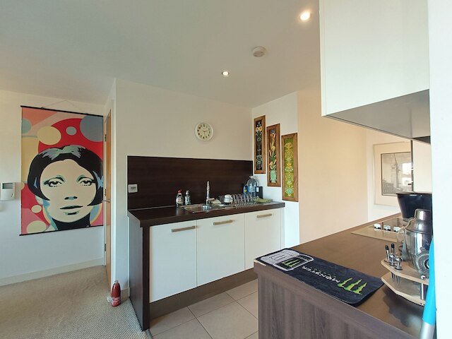 1 ベッド フラット - スリープス 5 - ペッツ - ガーデン - パーキング