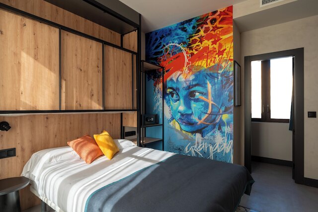 ザ セントラル ハウス グラナダ エルビラ ホステル