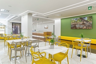 ビクター オテル