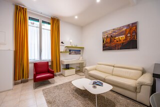 メトロ ウニヴェルシタ アパートメント バイ ワンダフル イタリー