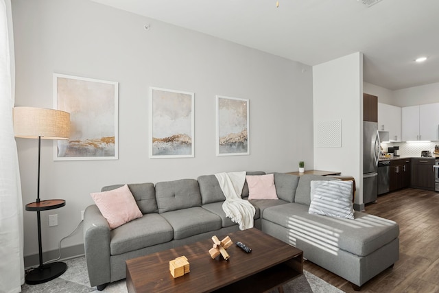 ホワイト ロック レイクウッド ハイダウェイ ペットフレンドリー プール