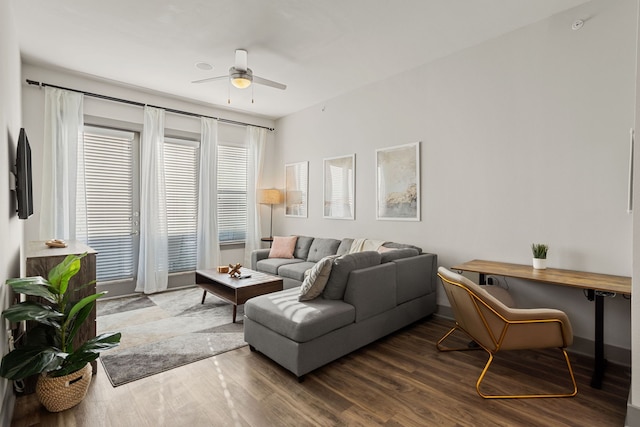 ホワイト ロック レイクウッド ハイダウェイ ペットフレンドリー プール