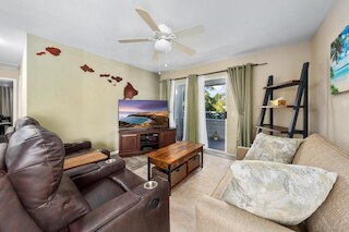 ビッグアイランド フェアウェイテラス A-202 2 ベッドルーム コンド