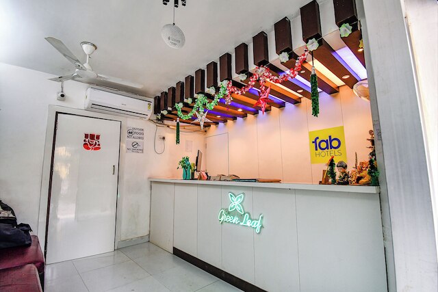 ホテル グリーン リーフ バイ ステイズ イージー