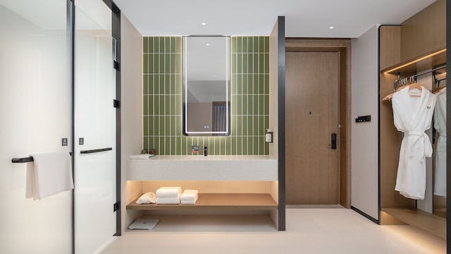 EVEN Wuhan Airport Zone by IHG