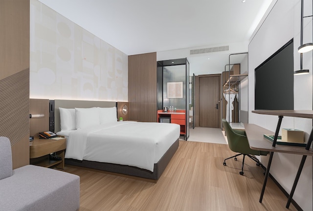 EVEN Wuhan Airport Zone by IHG