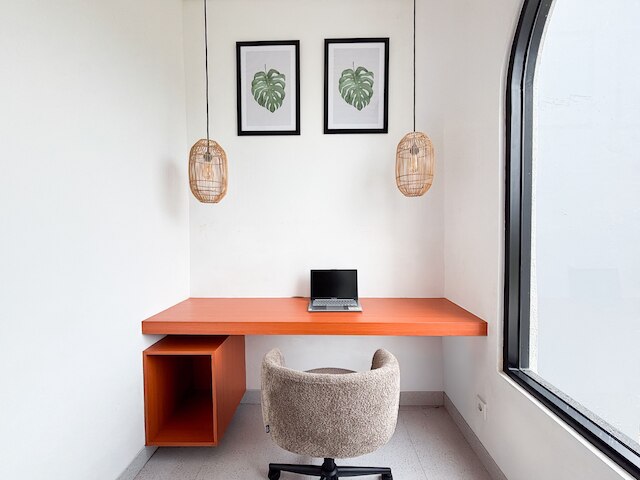 ヴィラ ケラナ ジンバラン