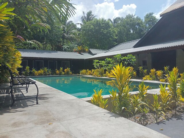 9 プロビンセス エステート