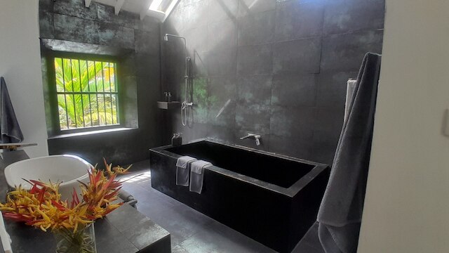 9 プロビンセス エステート