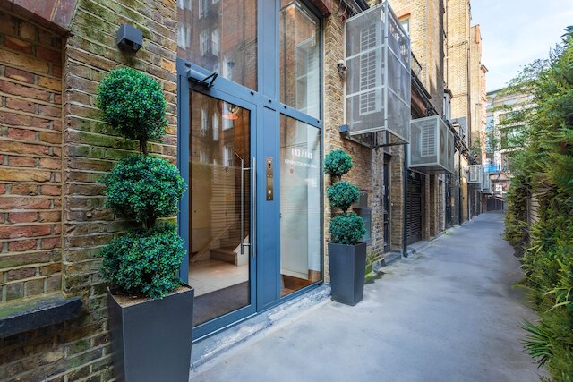 ケンジントン ラグジュアリー アパートメント