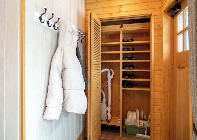 クリークサイドシャレー