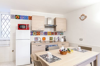 ラ ディモーラ ディ パルテノペ