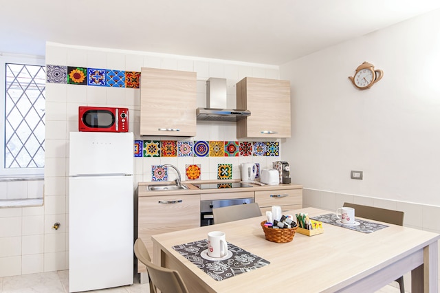 ラ ディモーラ ディ パルテノペ