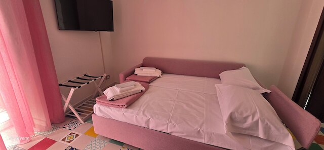 ラ ディモーラ ディ パルテノペ