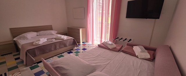 ラ ディモーラ ディ パルテノペ