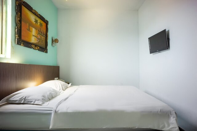 オテル O マカッサル ニア ロサリ ビーチ フォーマリー オーシャン ビュー オテル