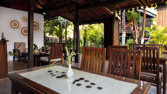 クメール ロッジ